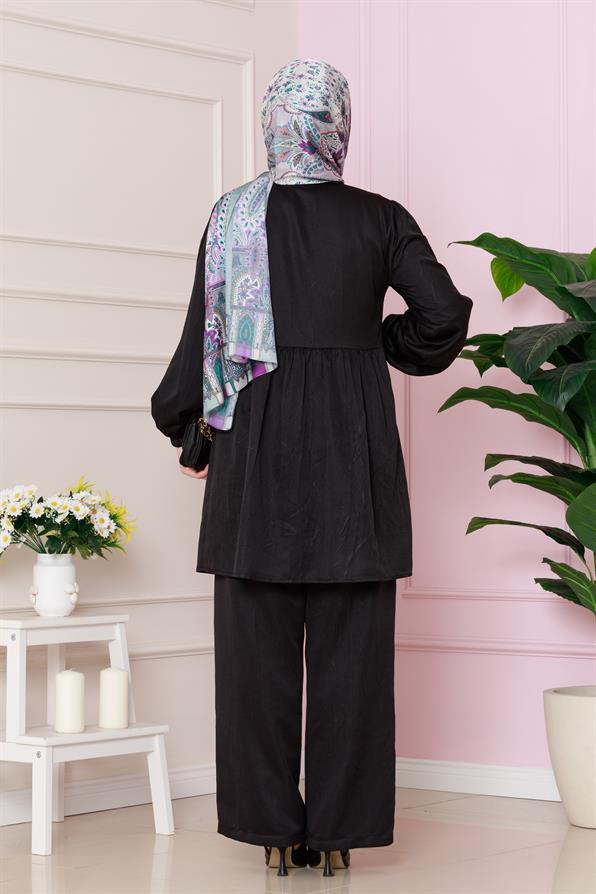 طقم  برباط أمامي - لون أسود