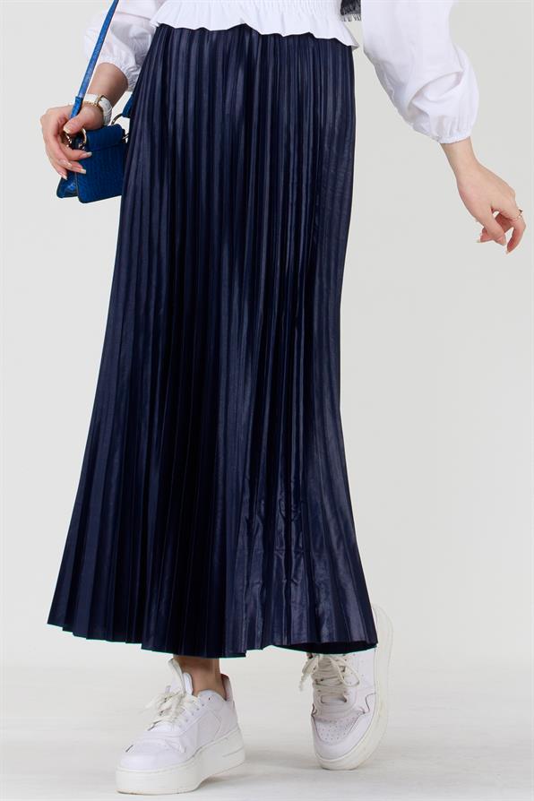 تنورة مطوّاة مفصّلة - كحلي