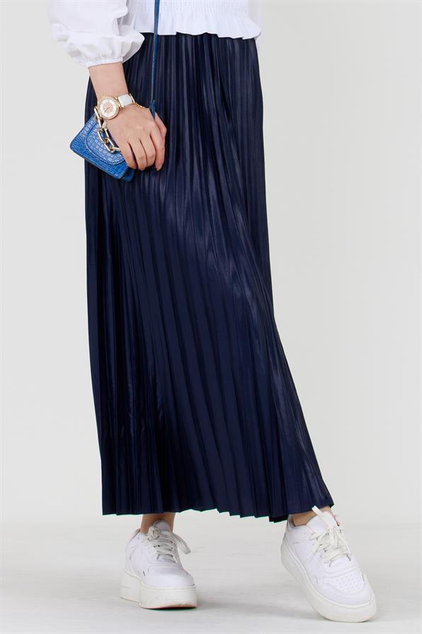 تنورة مطوّاة مفصّلة - كحلي