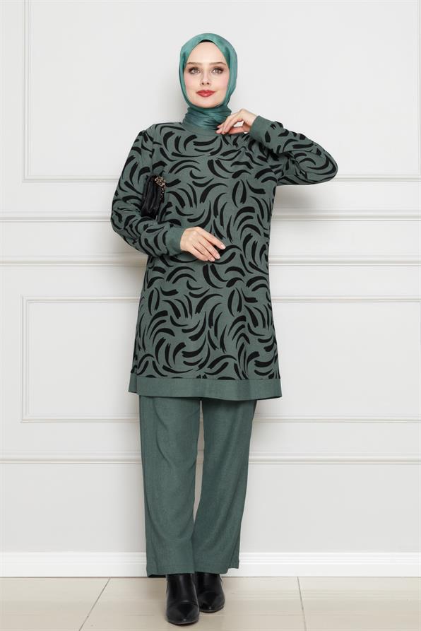 بدلة ريحان كارين -أخضراللون