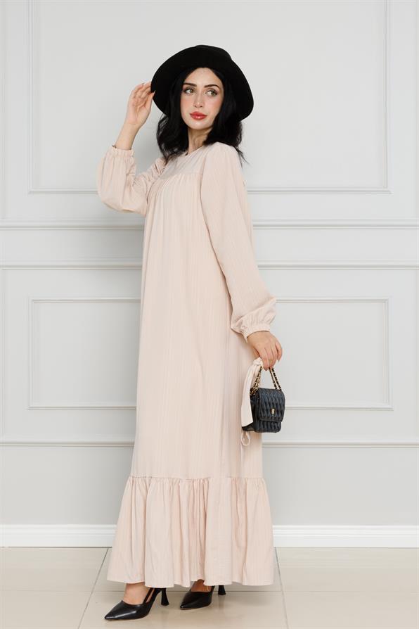 فستان بحزام لون كريمي