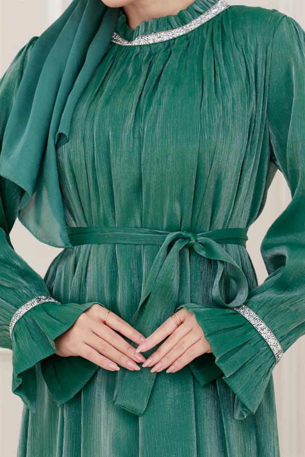 فستان سهرة بأحجار لامعة - أخضراللون