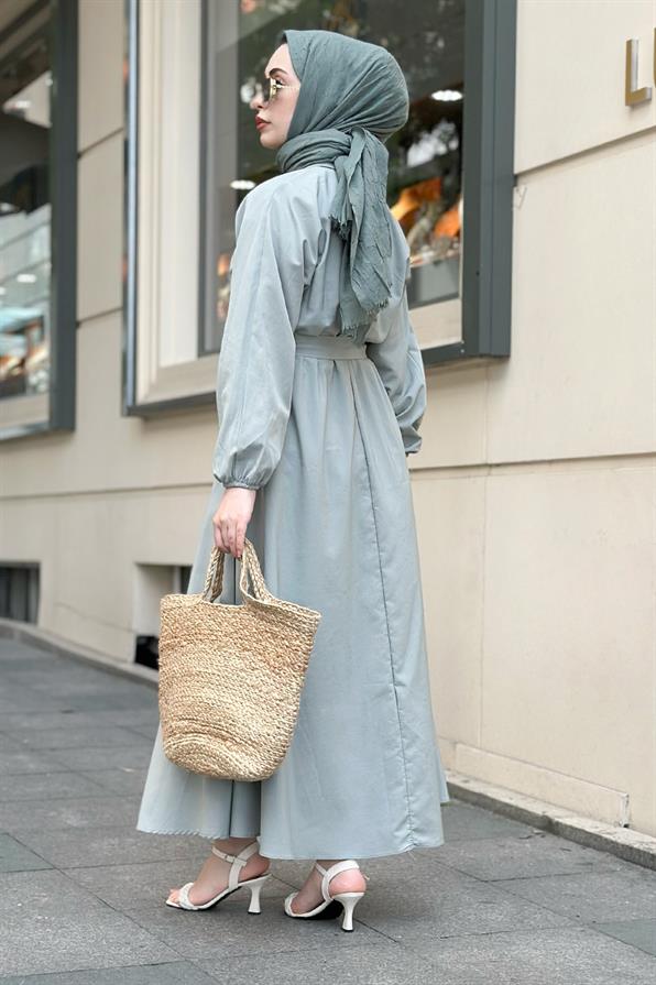 Collared Whirling Dervish Model Dress-Mint Green
