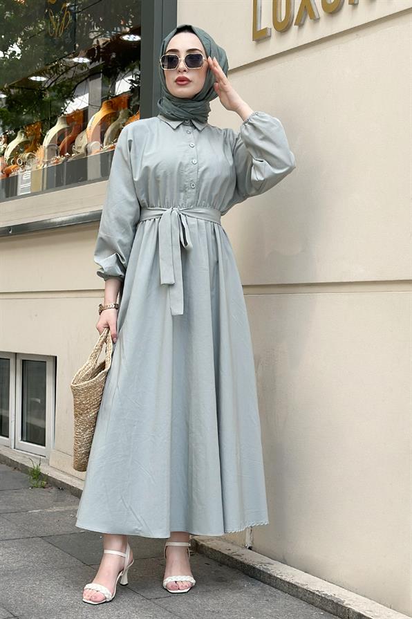 Collared Whirling Dervish Model Dress-Mint Green