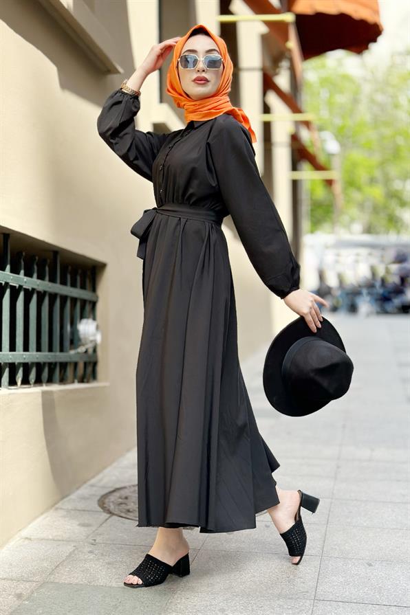 Collared Whirling Dervish Model Dress-Black