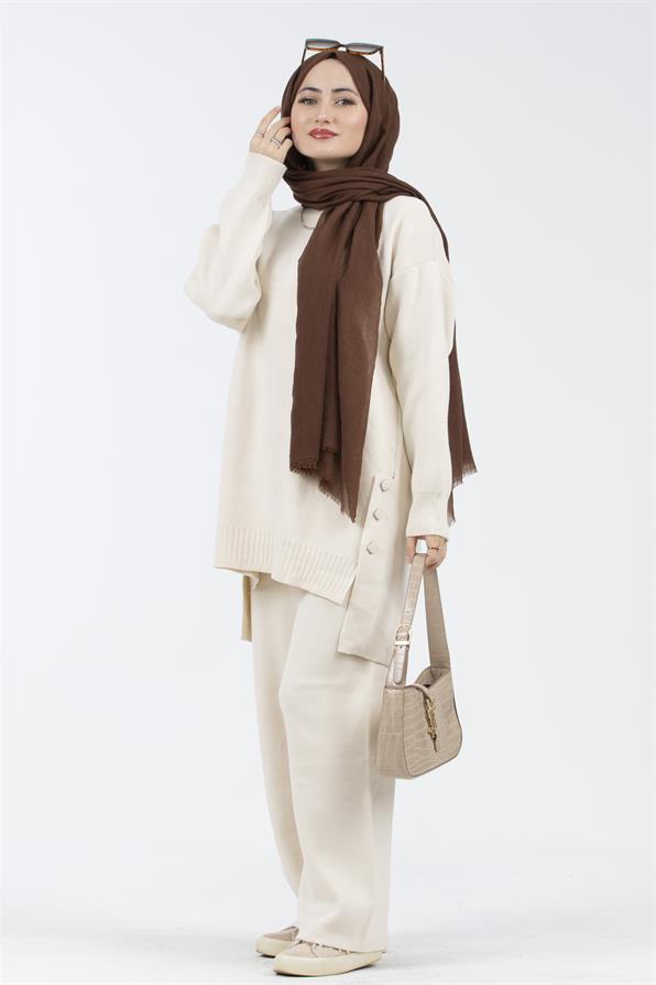 Button Detail Knit Suit-Beige