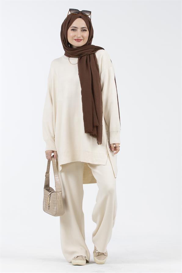 Button Detail Knit Suit-Beige