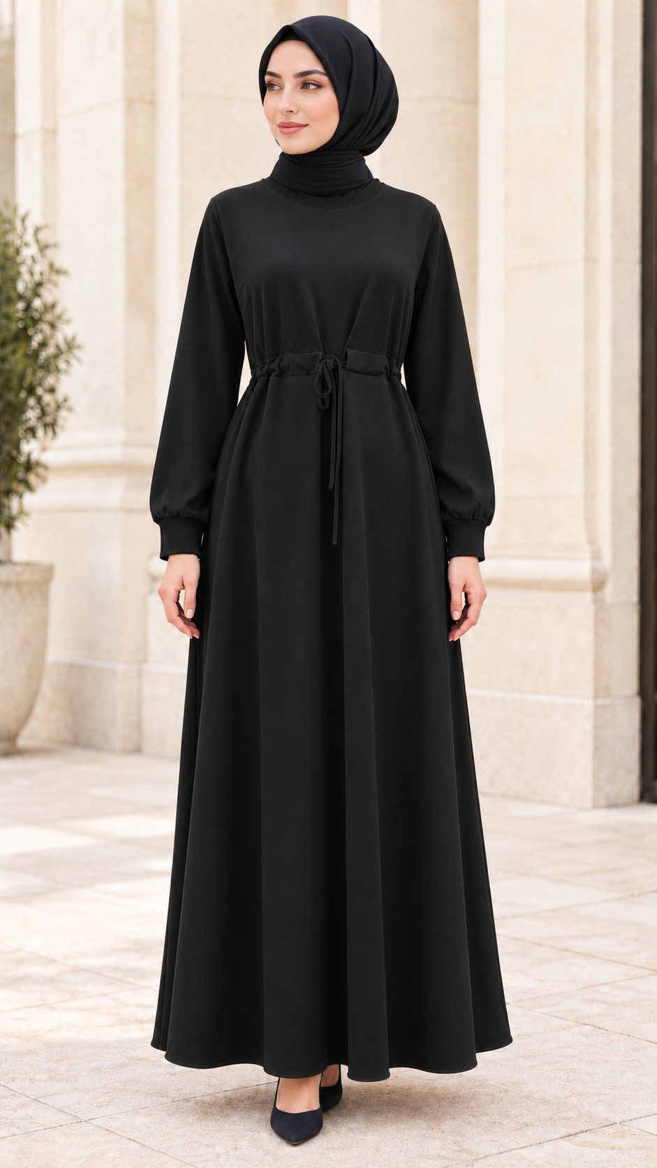 Dress with belt at the waist - Black Color