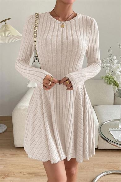 Bella Notte Bej Rengi Uzun Kollu Pamuklu Sonbahar Elbisesi E-5521