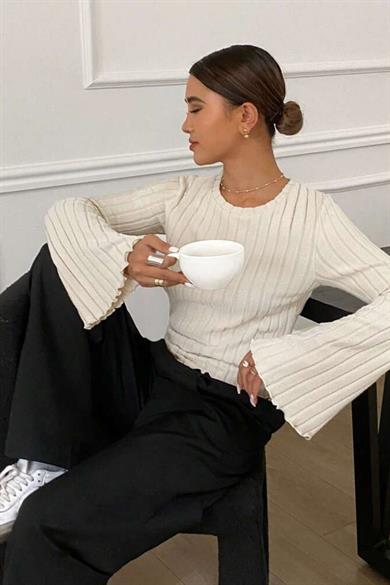 Bella Notte Bej Uzun Kollu Pamuklu Bluz B-5515