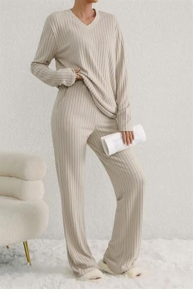 Bella Notte Bej V yaka Uzun Kollu soft Alt Üst Tak