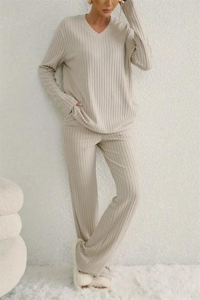 Bella Notte Bej V yaka Uzun Kollu soft Alt Üst Tak