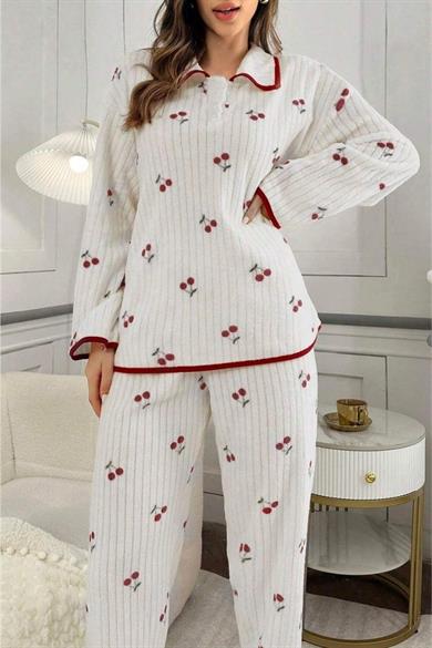 Bella Notte Kırık Beyaz Kiraz Baskılı Pamuklu Kışlık Pijama Takımı 7083