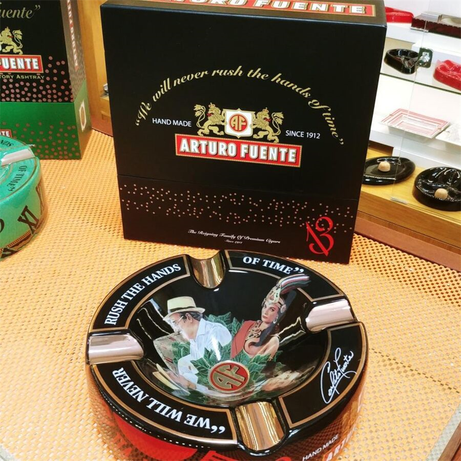 Arturo Fuente Journey Seramik Puro Küllüğü Hand Made Siyah 4lü