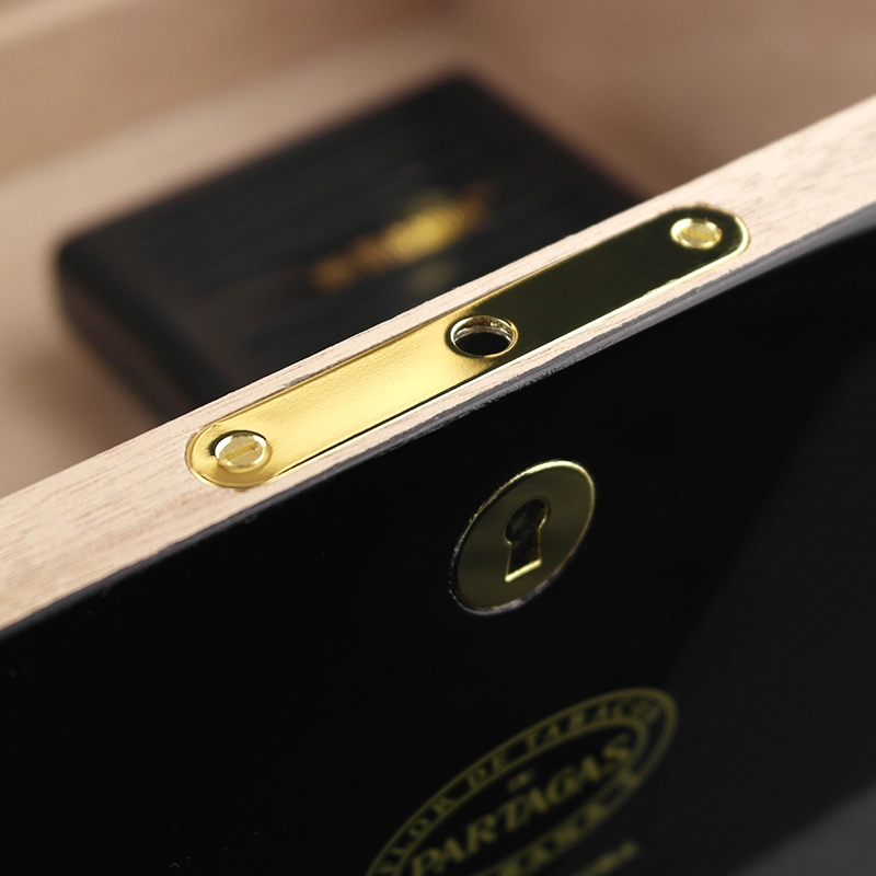 Partagas Global Brand Puro Kutusu Humidor 60s