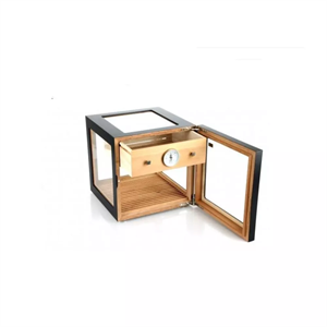 Adorini Cube Deluxe Siyah Humidor 100s
