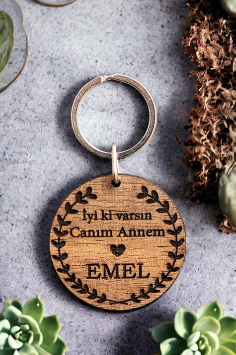 Anneye Hediye Özel Tasarım Ahşap Anahtarlık