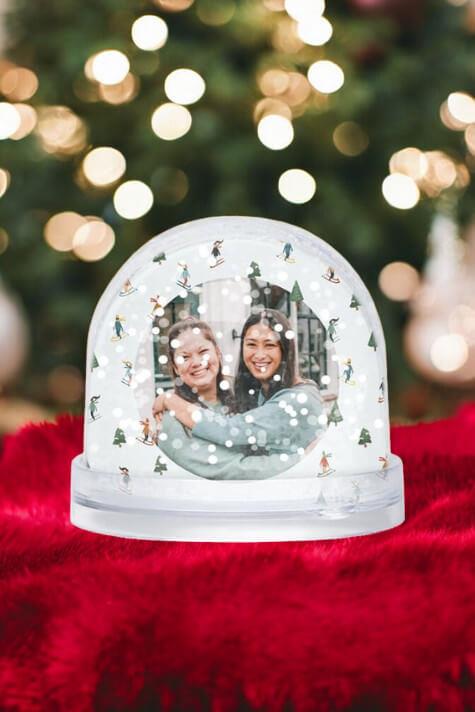 Arkadaşa Yılbaşı Hediyesi Fotoğraflı Küresi