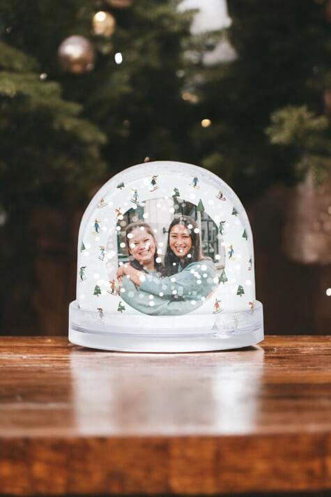 Arkadaşa Yılbaşı Hediyesi Fotoğraflı Küresi