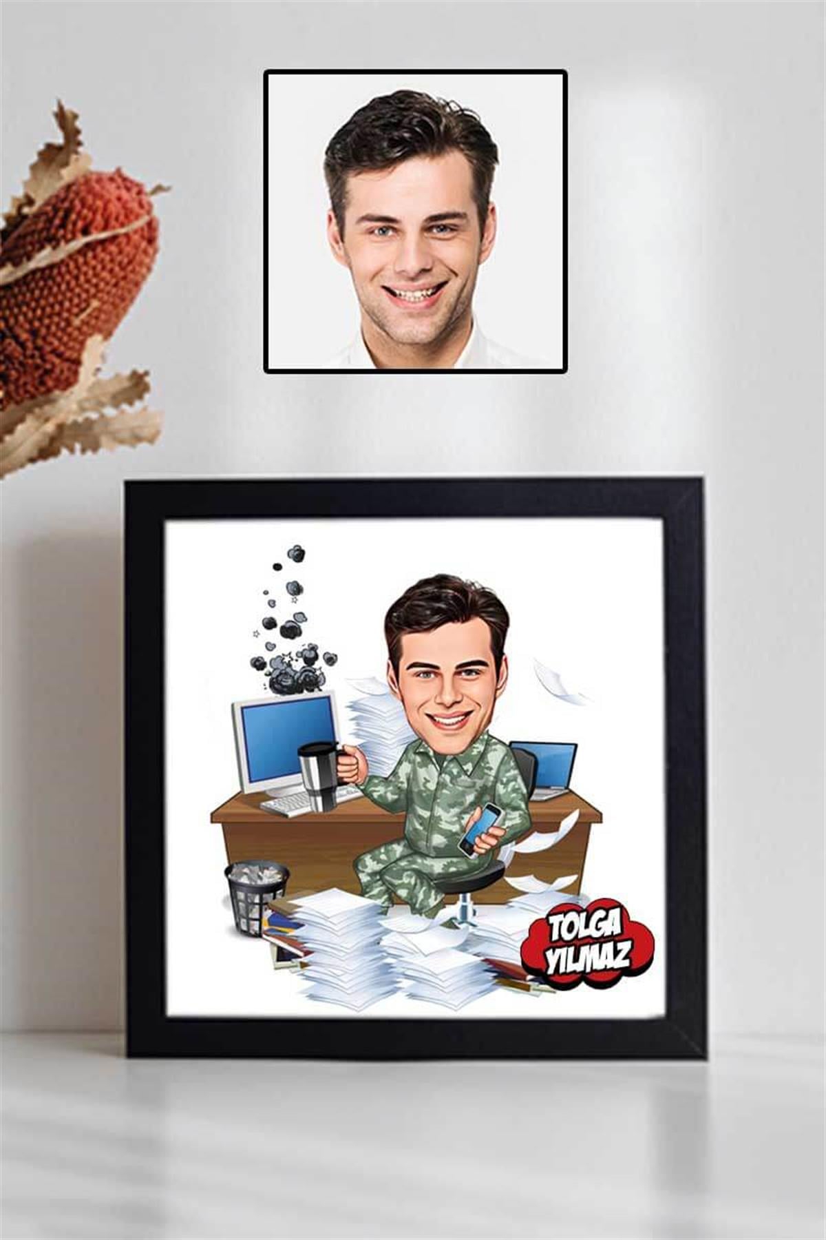 Asker Sevgiliye Hediye Karikatürlü Kare Çerçeve