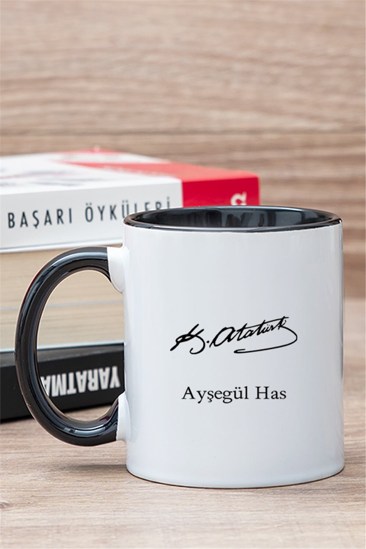 Atatürk İmzalı İsme Özel İçi Renkli Kupa Bardak
