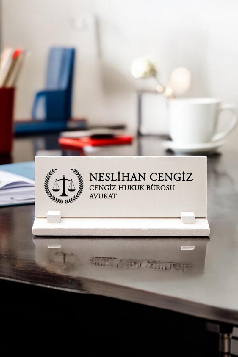 Avukata Hediye Kişiye Özel Masa Üstü İsimlik