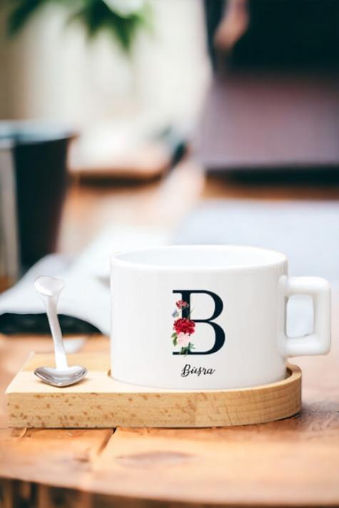 Baş Harfli ve İsimli Ahşap Altlıklı Fincan