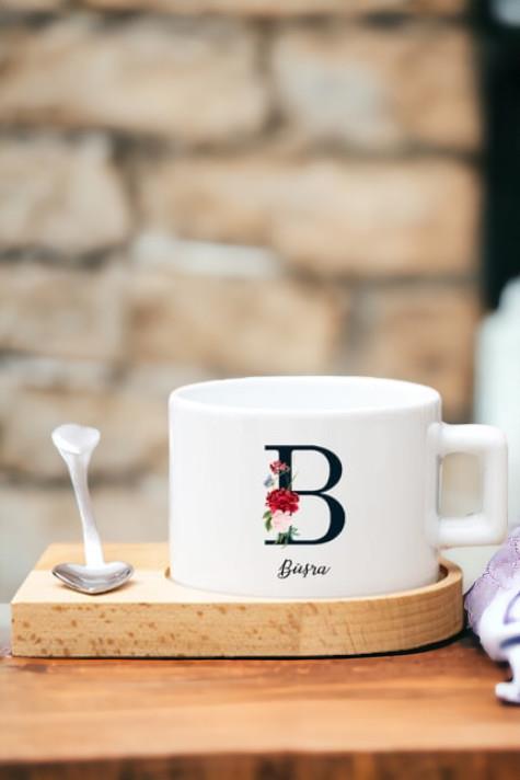 Baş Harfli ve İsimli Ahşap Altlıklı Fincan