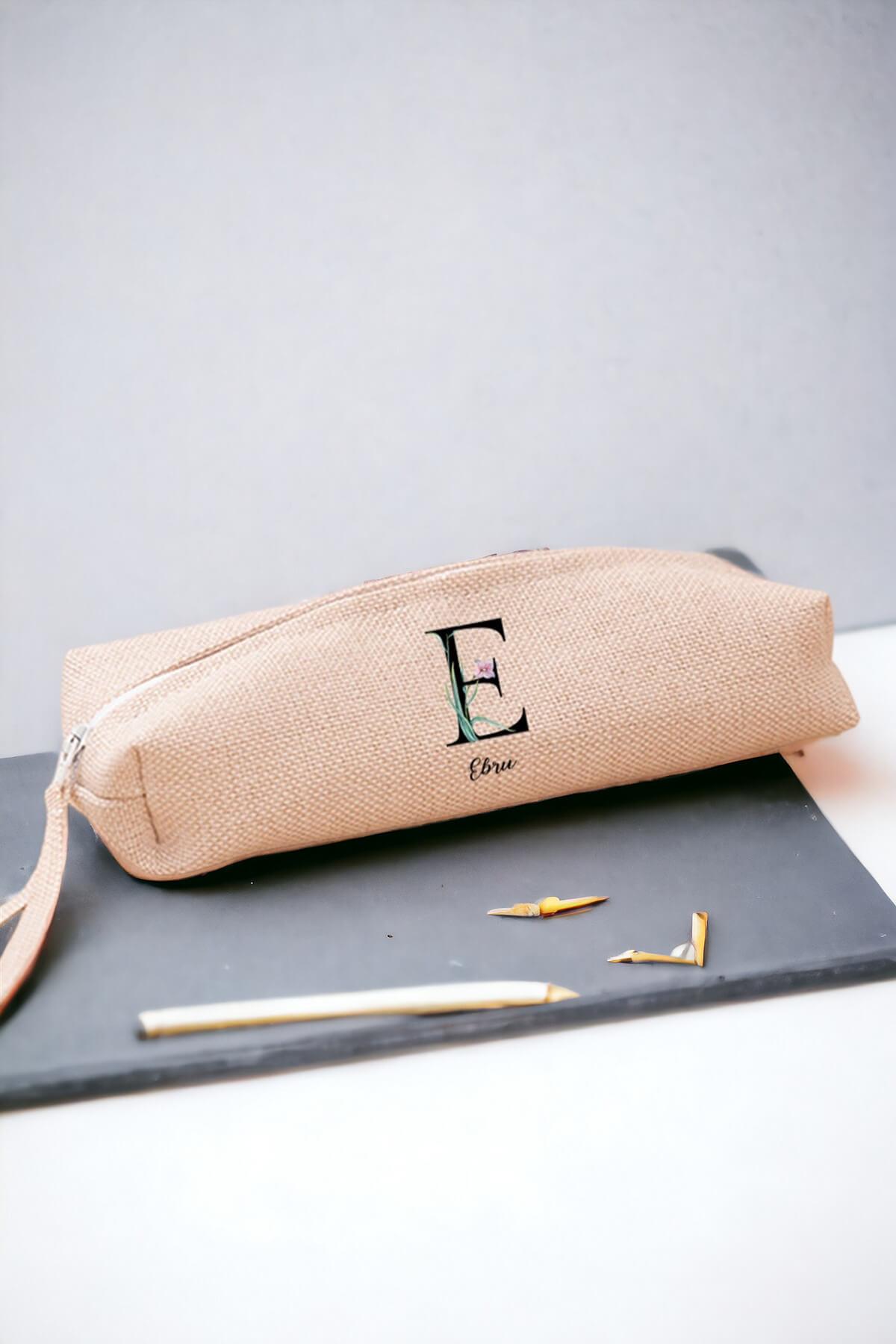 Baş Harfli Yaprak Tasarım Keten Bez Kalemlik