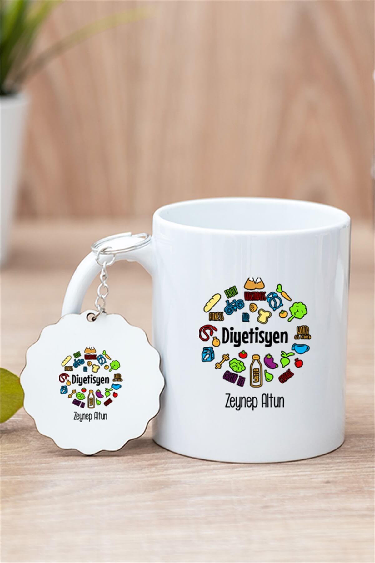 Diyetisyen Beyaz Kupa Bardak ve Ahşap Anahtarlık