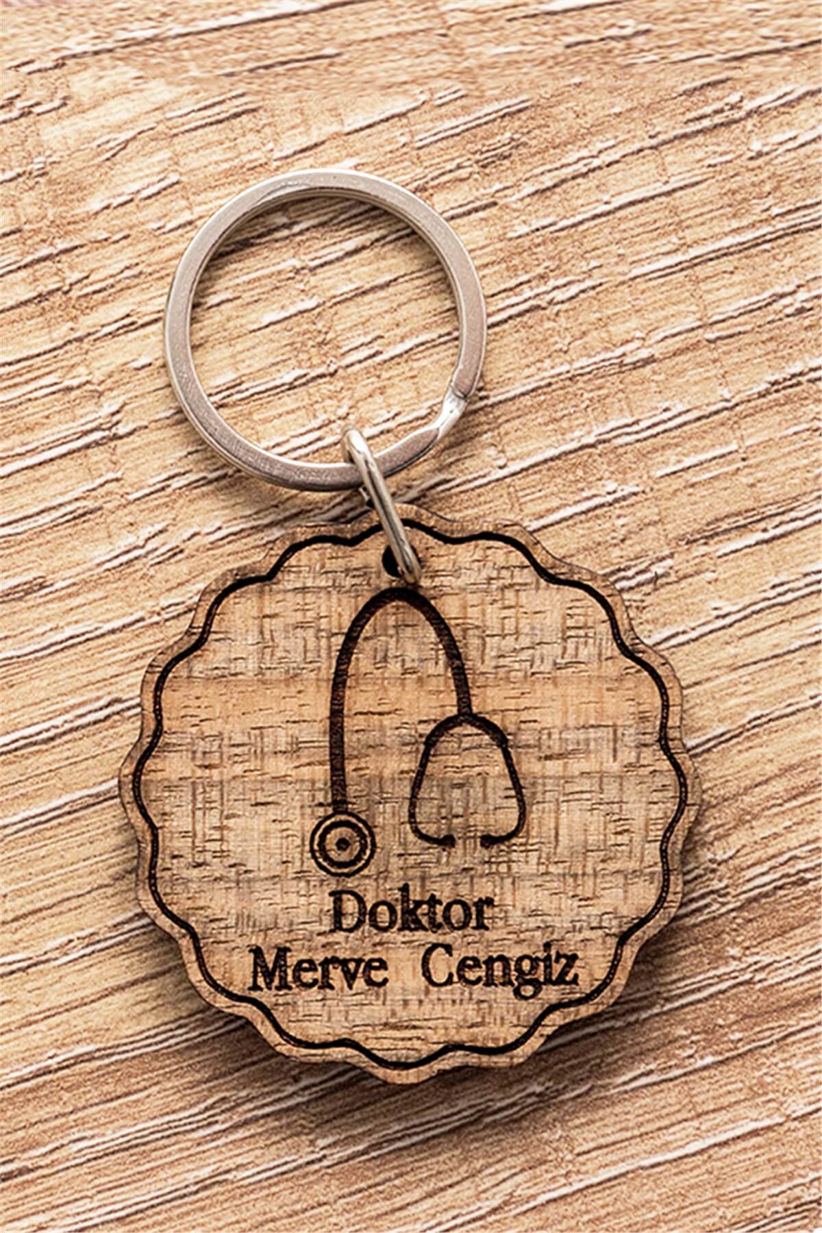 Doktora Hediye Lazer Kesim Ahşap Anahtarlık