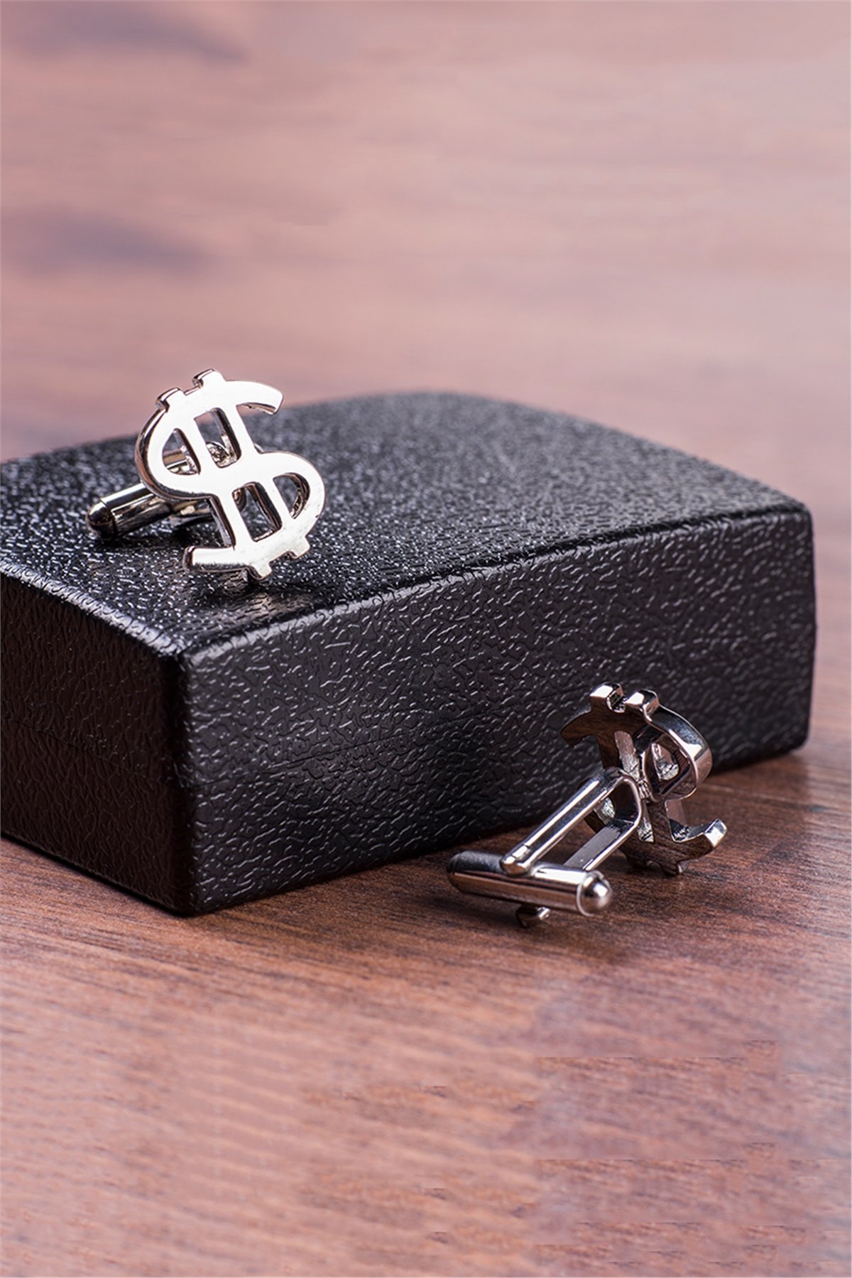 Dolar Logolu Kol Düğmesi