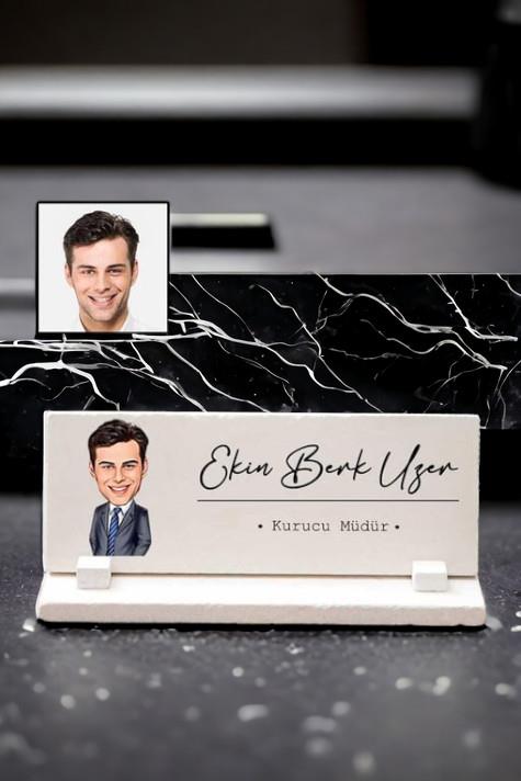 Erkeğe Yeni İş Tebrik Hediyesi Karikatürlü Masa İsimliği