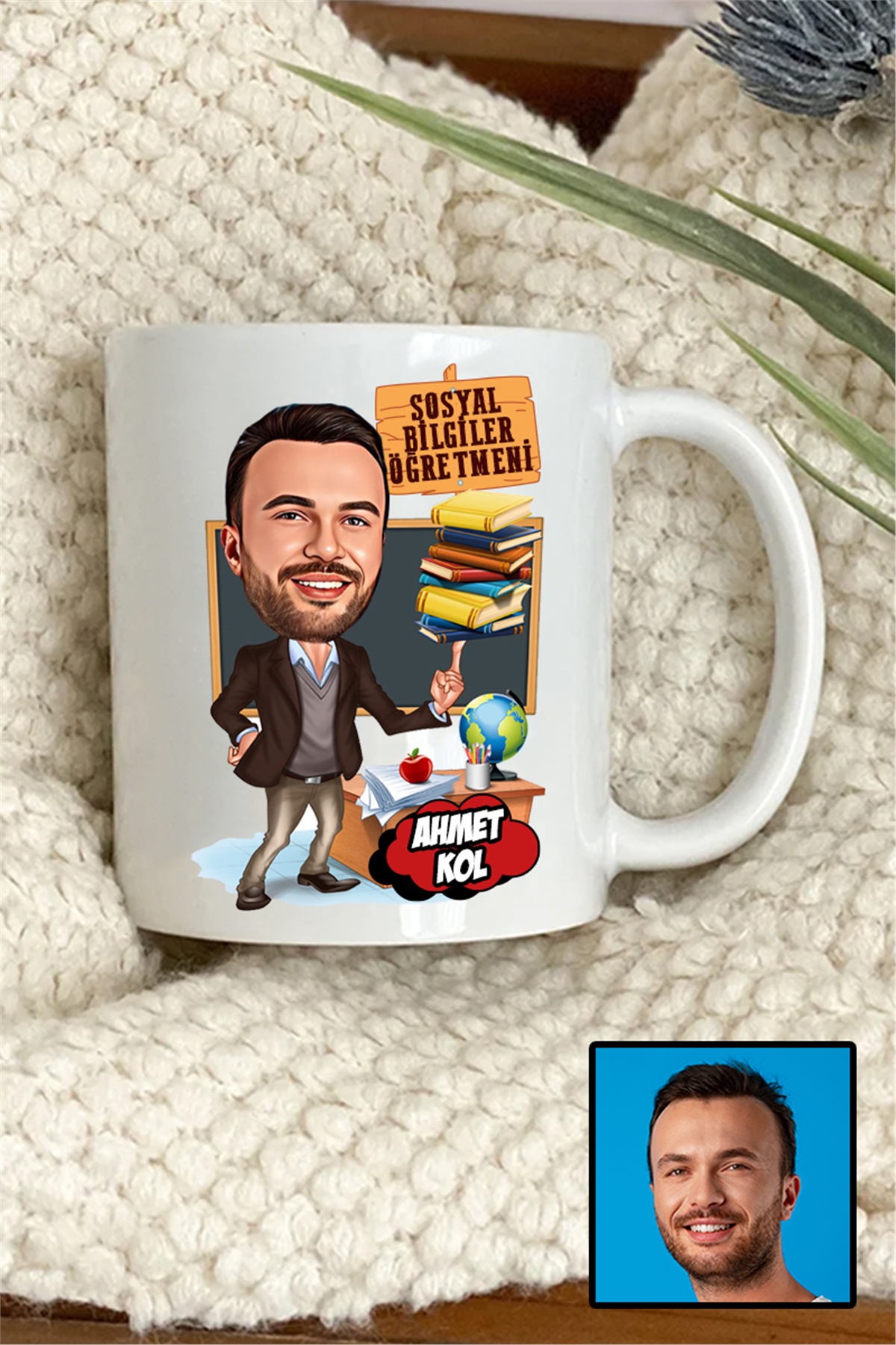 Erkek Sosyal Bilgiler Öğretmenine Hediye Karikatürlü Beyaz Kupa Bardak