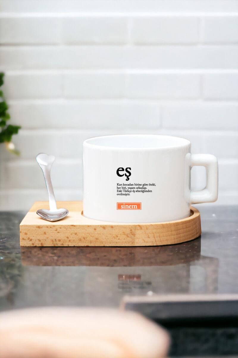 Eş Kelime Anlamı Ahşap Altlıklı Fincan