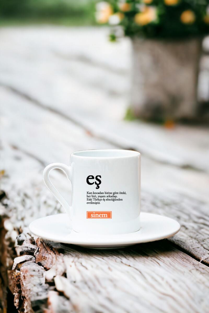 Eş Kelime Anlamı Beyaz Türk Kahvesi Fincanı