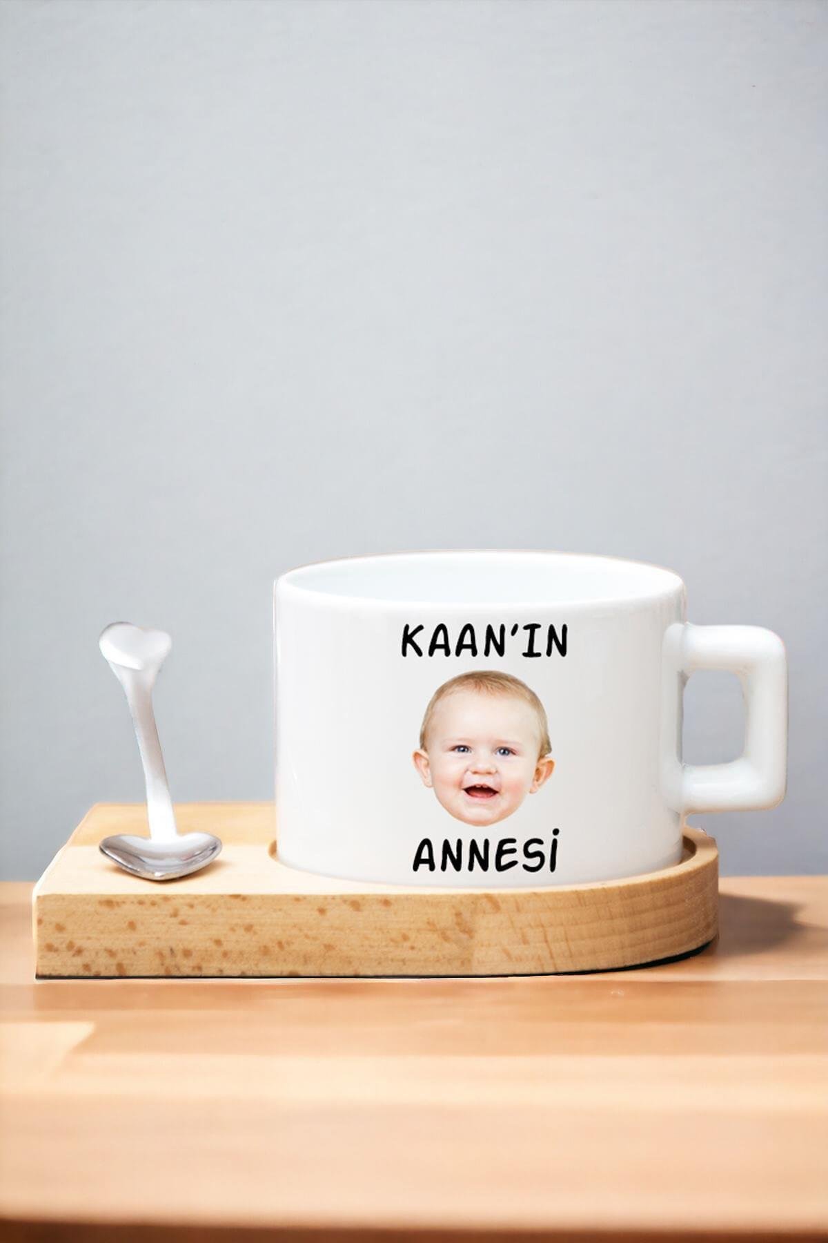 Eşe İlk Anneler Günü Hediyesi Fotoğraflı Ahşap Altlıklı Fincan