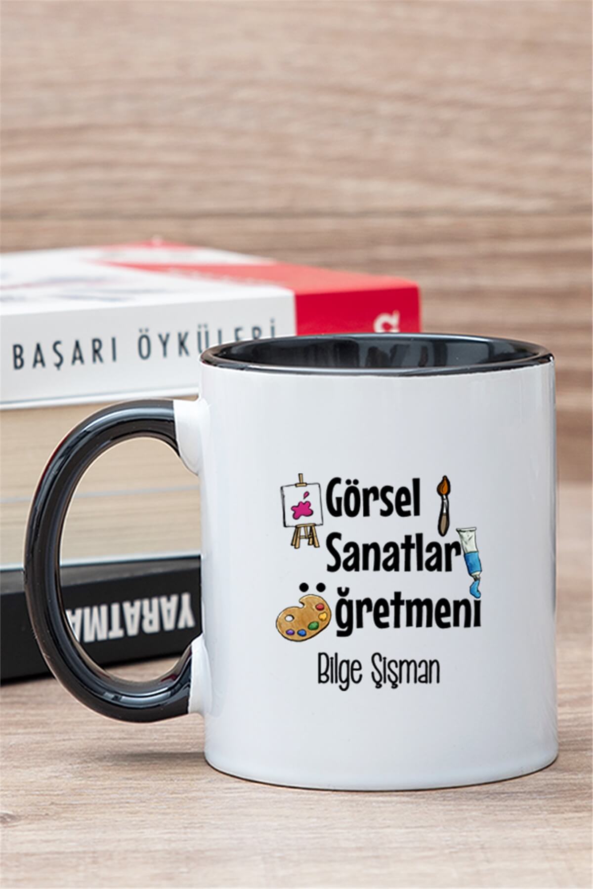 Görsel Sanatlar Öğretmeni İçi Renkli Kupa Bardak