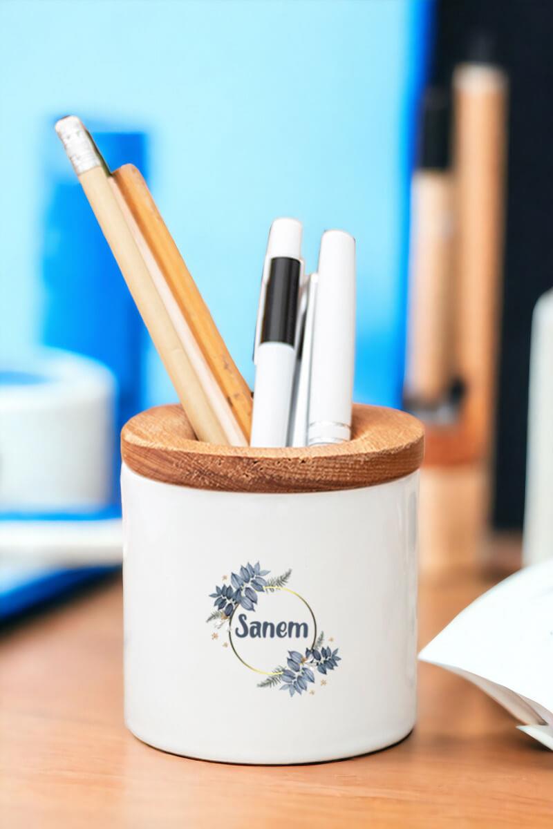 İsme Özel Çiçek Desenli Ahşap Kapaklı Kalemlik