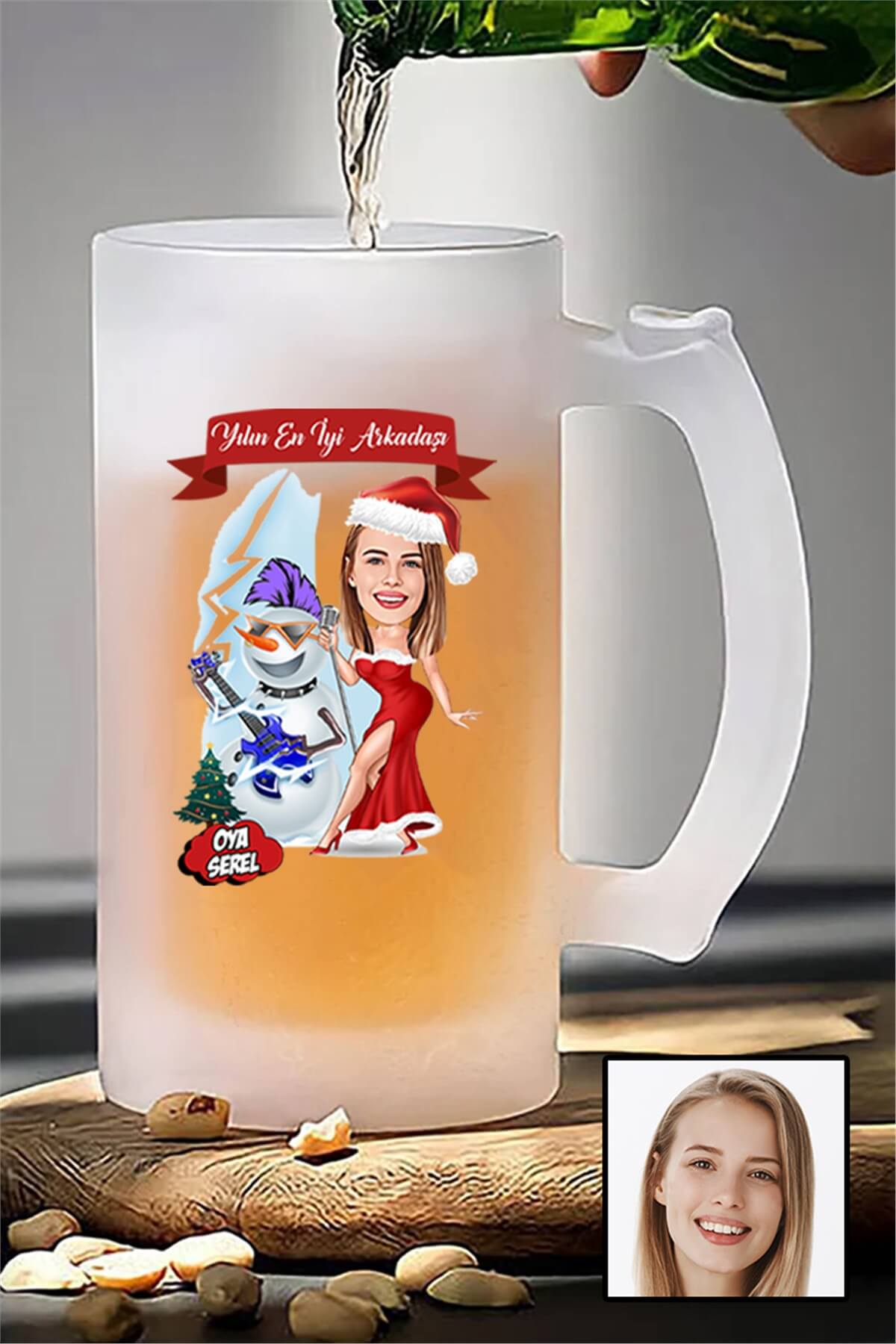 Kadın Arkadaşa Yılbaşı Hediyesi Karikatürlü Bira Bardağı