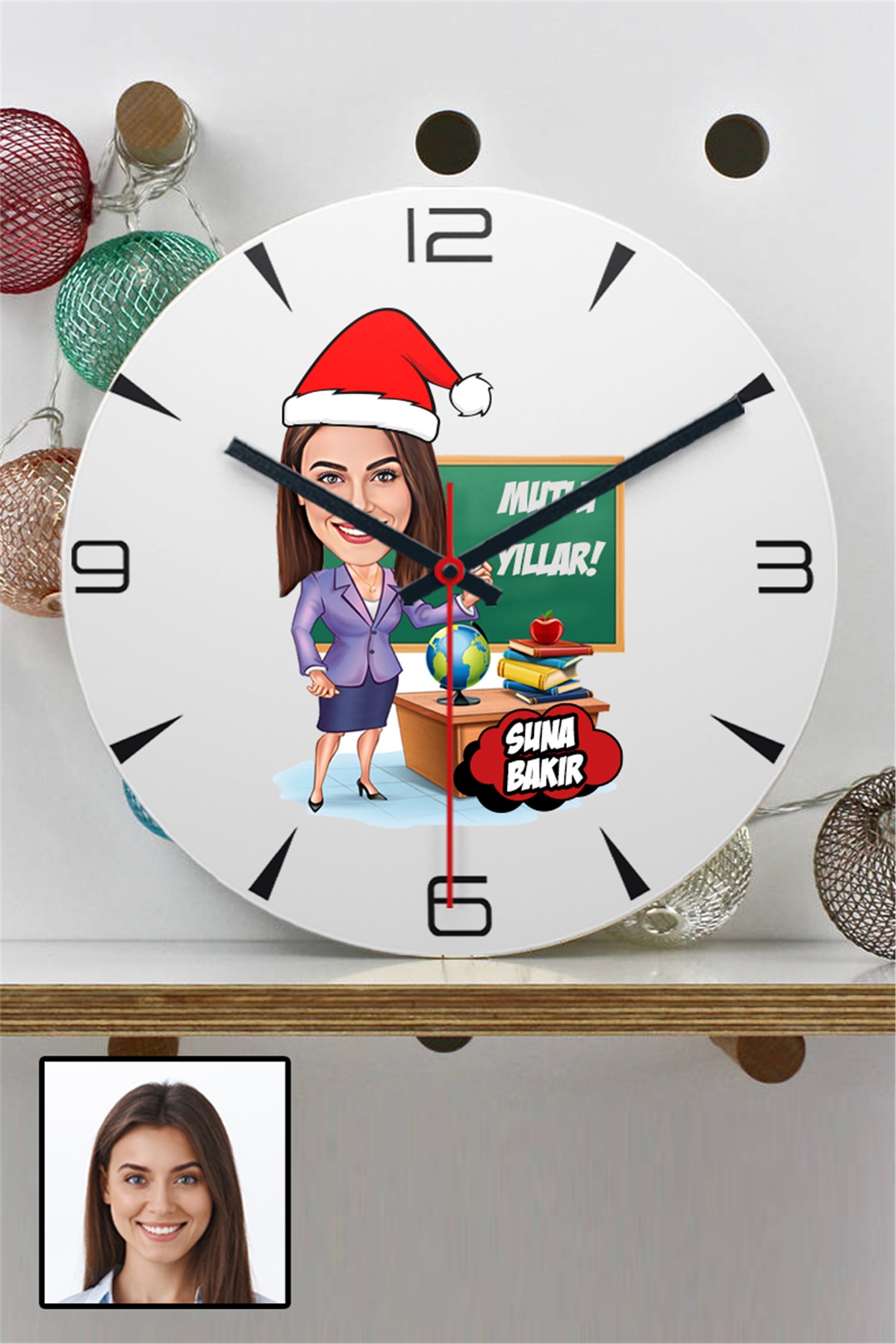 Kadın Öğretmen İçin Kişiye Özel Yılbaşı Hediyesi Karikatürlü Duvar Saati