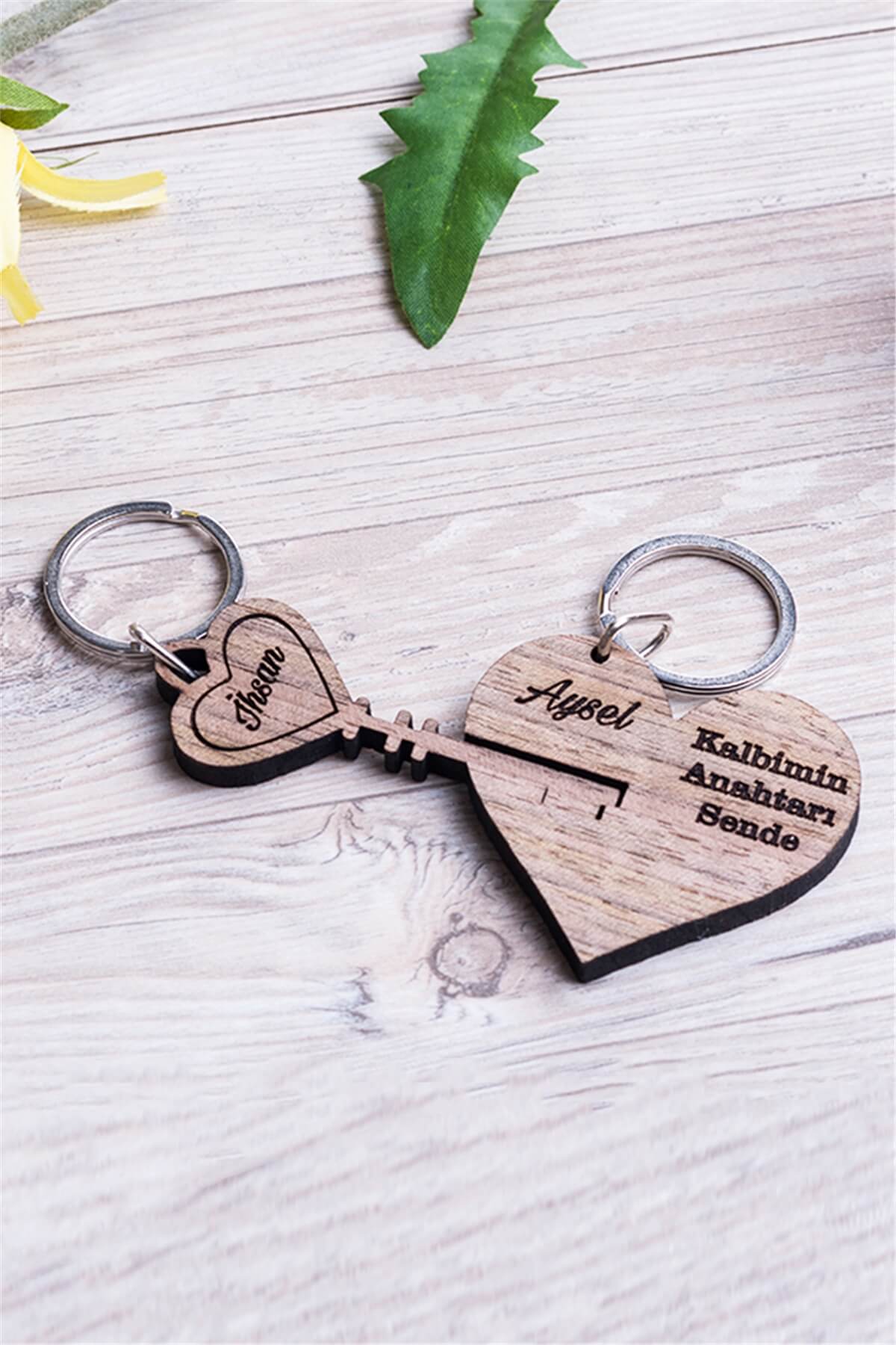 Sevgiliye Hediye Kalbimin Anahtarı Tasarım İkili Ahşap Anahtarlık