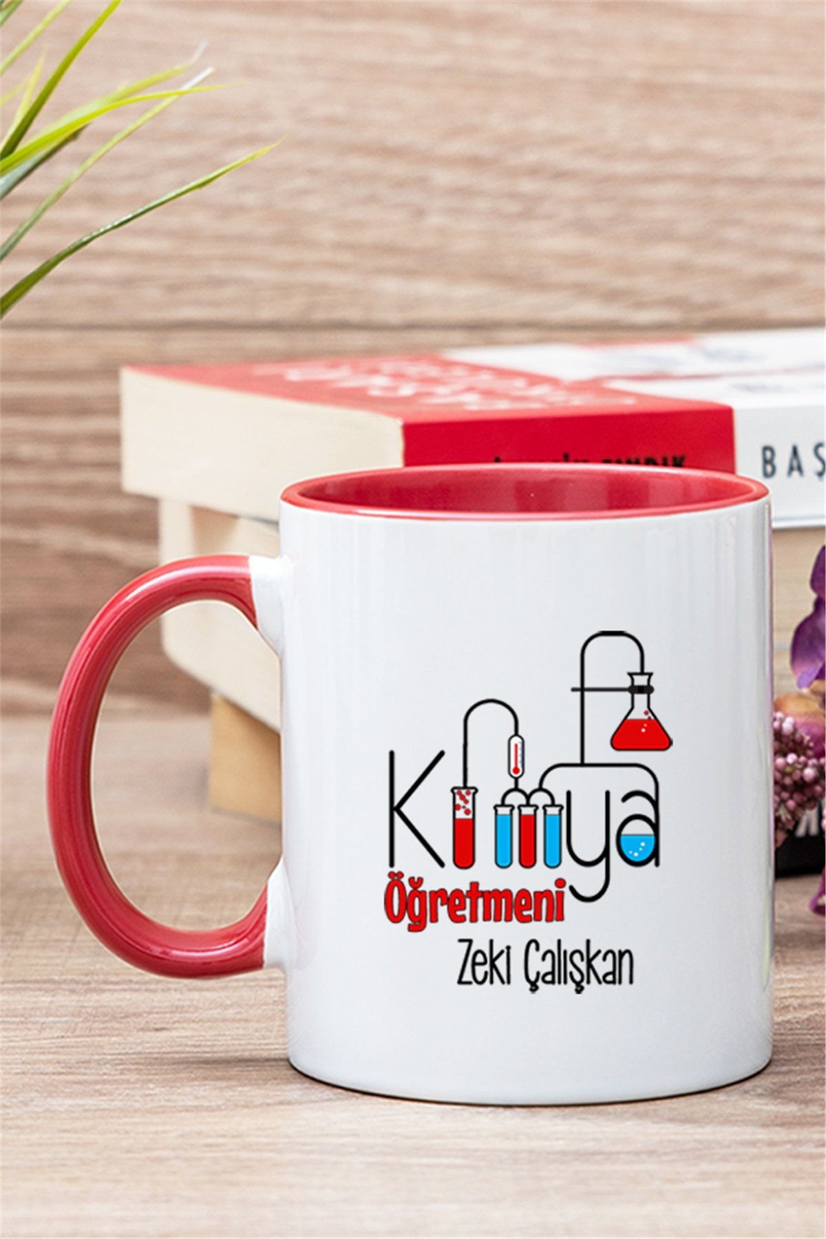 Kimya Öğretmeni İçi Renkli Kupa Bardak