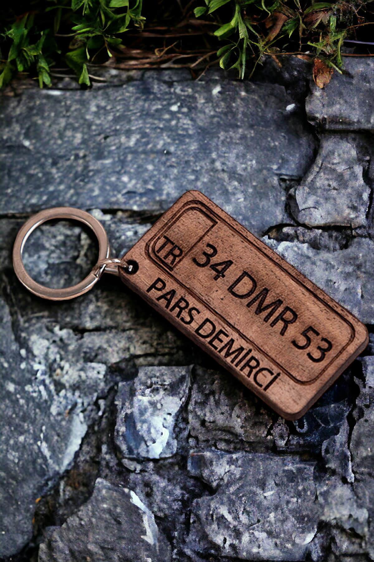 Yeni Araba Hediyesi Kişiye Özel Araba Plakası Anahtarlık