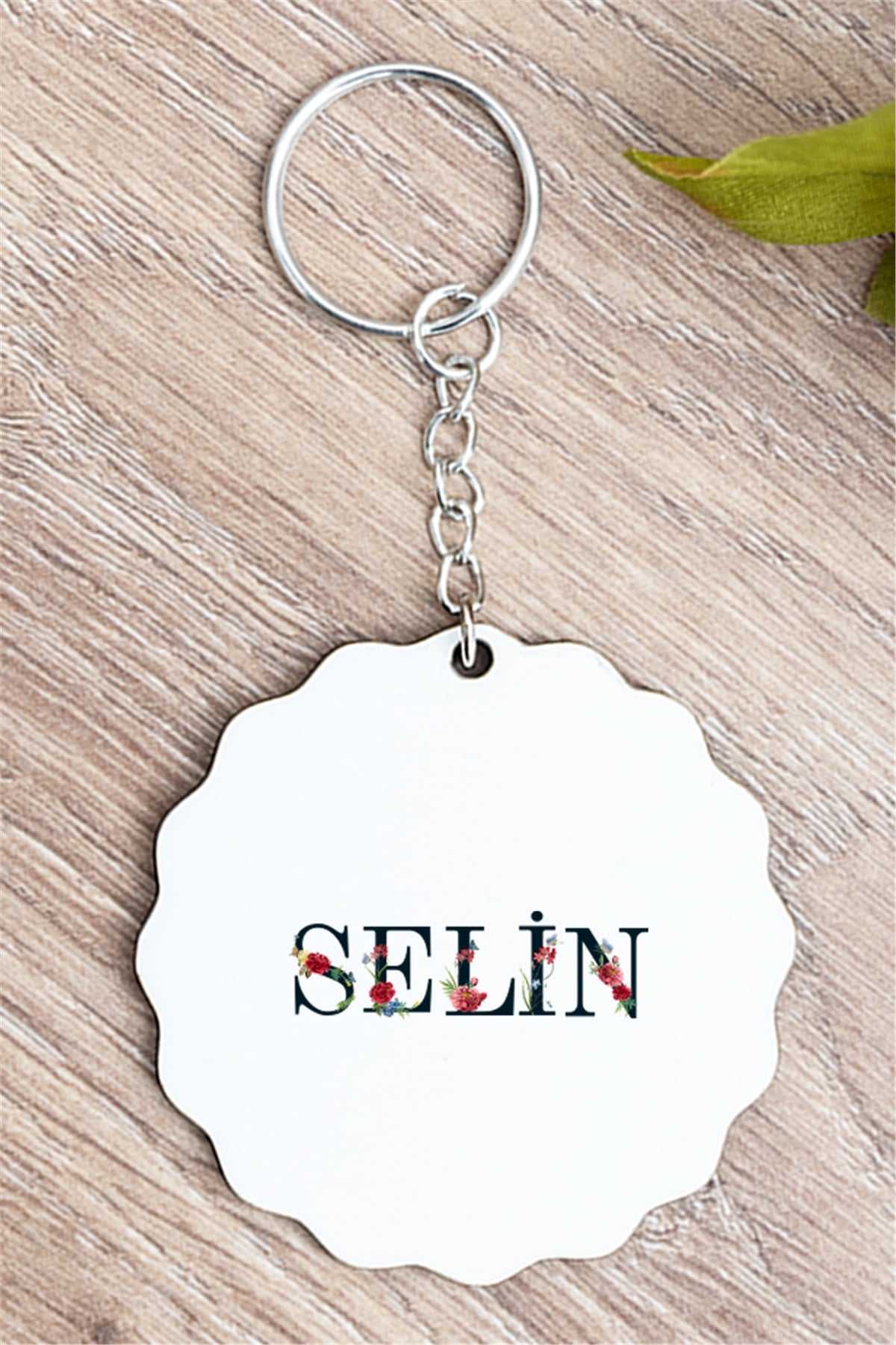 Kişiye Özel Çiçek Harf Tasarım İsim Yazılı Anahtarlık