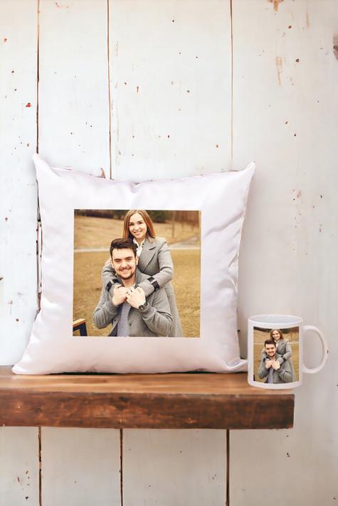 Kişiye Özel Fotoğraflı Beyaz Kupa Bardak ve Kare Yastık