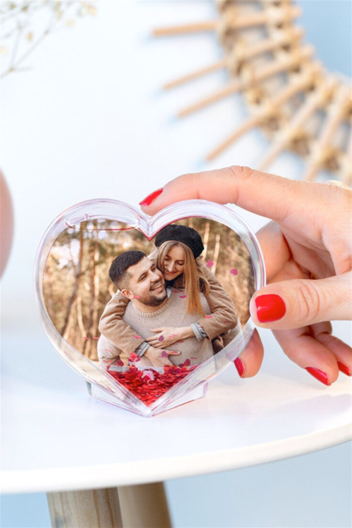 Kişiye Özel Fotoğraflı Kalp Kar Küresi