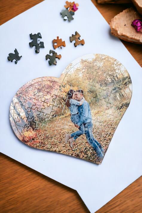 Kişiye Özel Fotoğraflı Kalp Puzzle