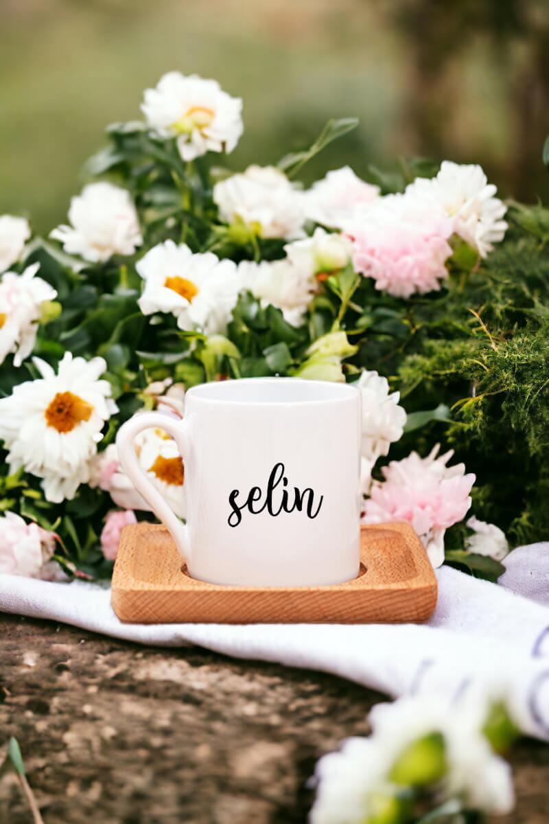 Kişiye Özel İsim Yazılı Ahşap Altlıklı Türk Kahvesi Fincanı