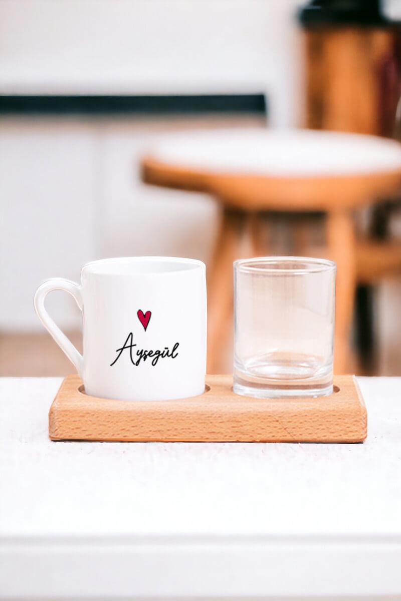 Kişiye Özel İsim Yazılı Minik Kalpli Ahşap Sunumlu Türk Kahvesi Fincanı